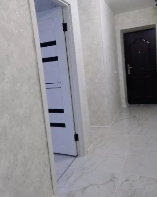 Велика та світла 2к в цегляному будинку 36661