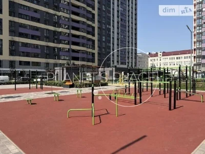 Продаж 2к квартири 78 кв. м на просп. Повітряних Сил 56 • ID