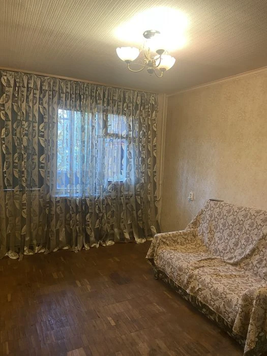 Продається 1 кімнатна квартира. Мінський масив, пр. Дмитра П