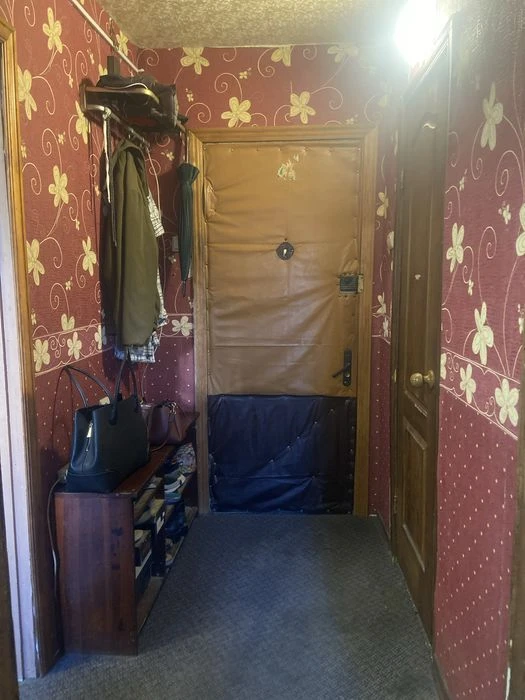 Продається 1 кімнатна квартира. Мінський масив, пр. Дмитра П