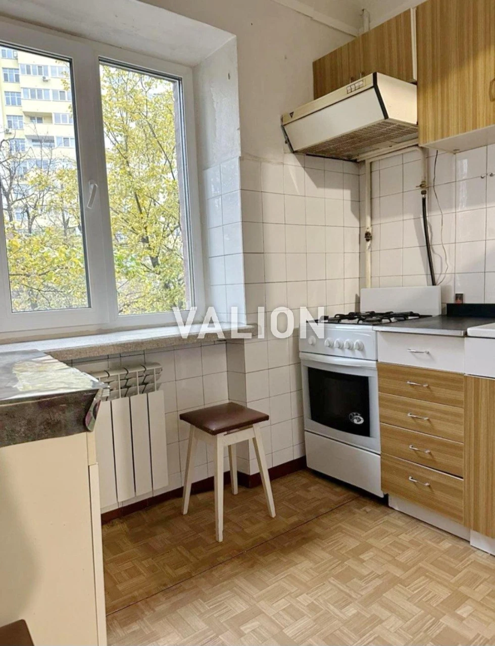 Продаж 2-х кімнатної квартири, проспект Голосіївський 100/2,