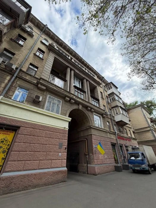 3комн сталинка в центре города, Богдана Хмельницкого. центр,