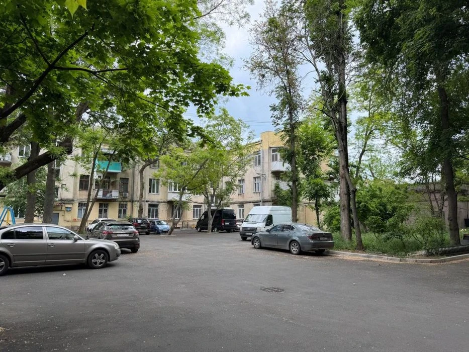 3комн сталинка в центре города, Богдана Хмельницкого. центр,