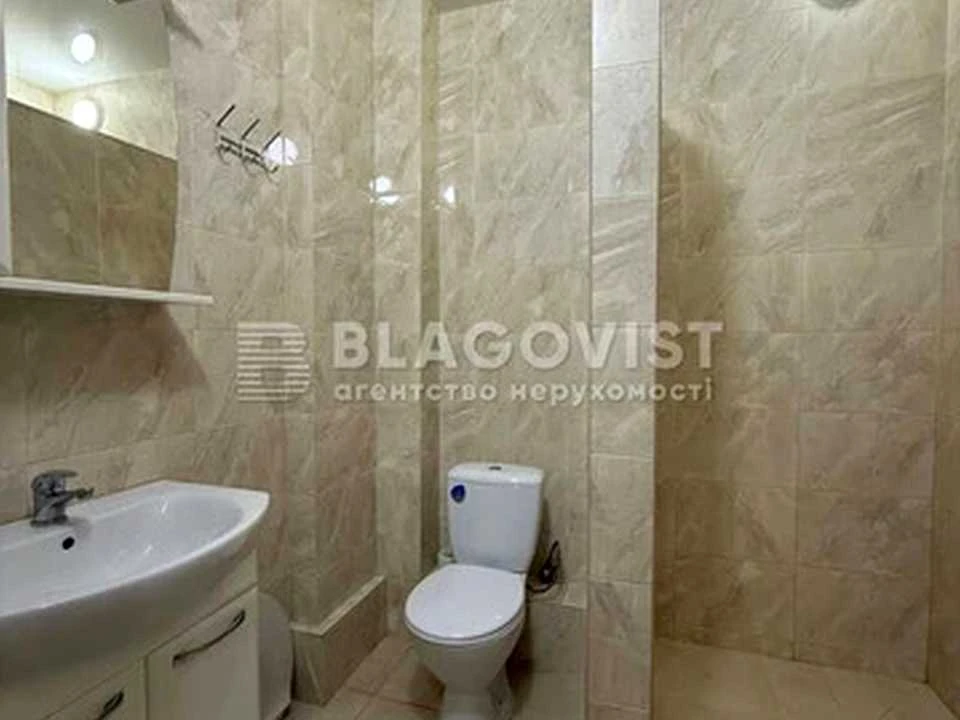 Apartment. Kyiv, Raketna St.