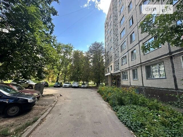 Sale of 3-room apartment 61.6 sq. m. on Mykola Ushakova Street 14 • ID