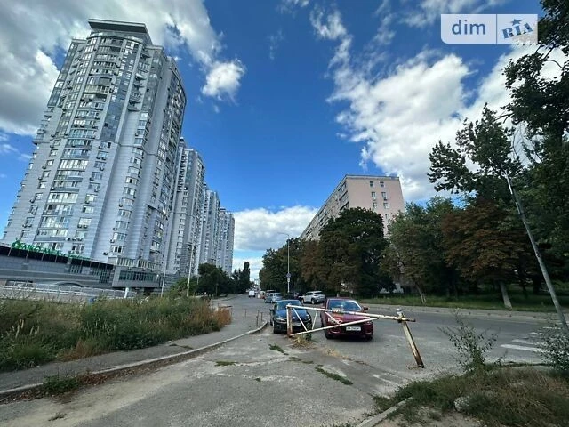 Sale of 3-room apartment 61.6 sq. m. on Mykola Ushakova Street 14 • ID