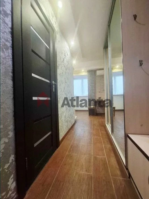 For sale cozy 1-room studio apartment with renovation, Zdol St.
