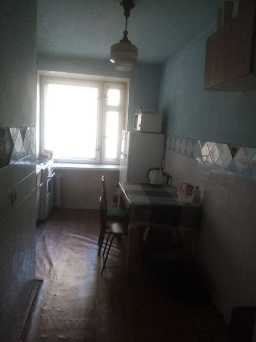 Продається 3 км квартира в центрі міста.