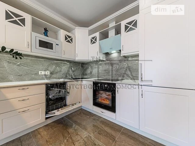 Sale of 1-room apartment 41 sq. m. on Mykhaylo Maksimovicha st. 24 •