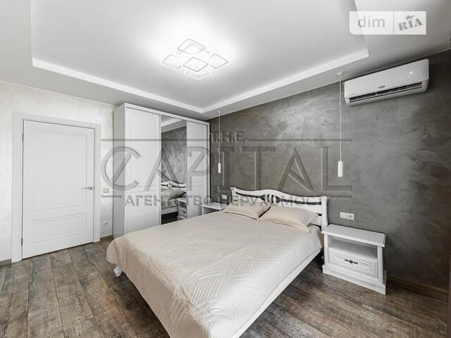 Sale of 1-room apartment 41 sq. m. on Mykhaylo Maksimovicha st. 24 •