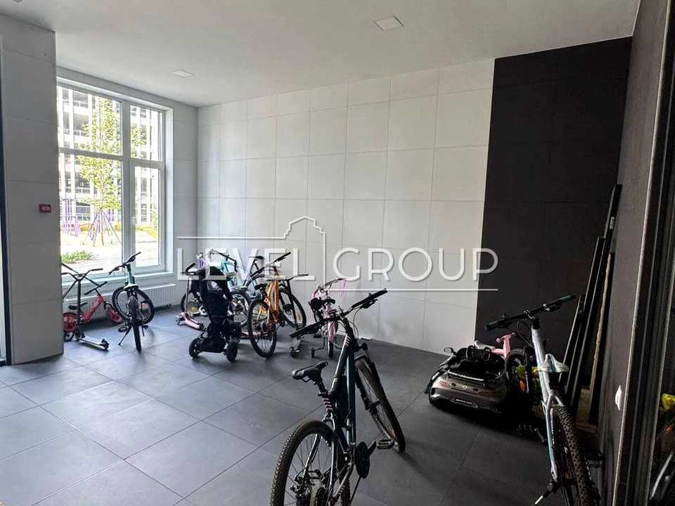 Apartment. Kyiv, Oleksandra Olesia St., (Building 10.10)