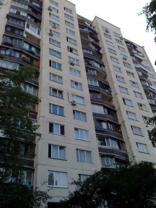 Sale of a 3-room apartment 69.3 m², Patriarcha Mstislava Skr.