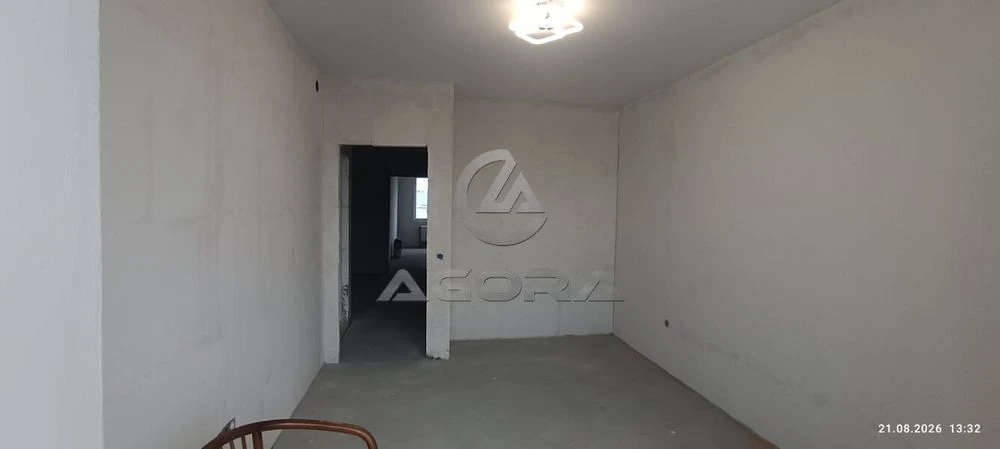 Продажа видової квартири 76.7 м² з початковим ремонтом