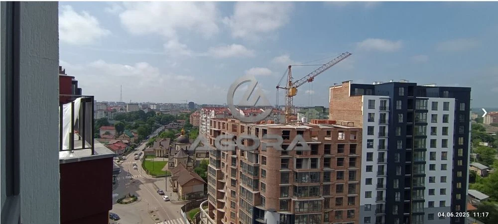 Продажа видової квартири 76.7 м² з початковим ремонтом