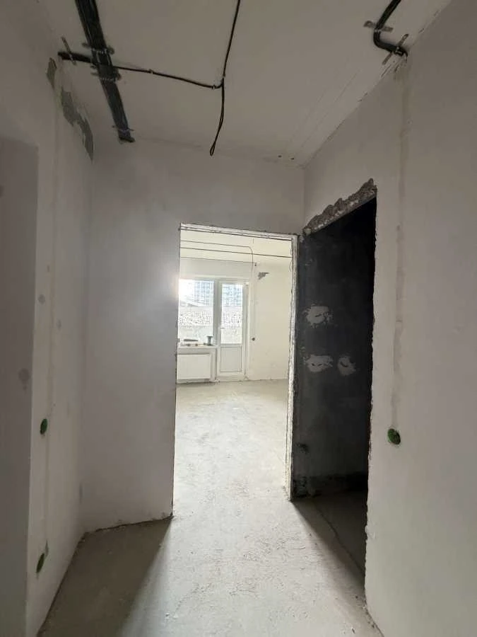 Продаж 2к квартири 74 кв. м на вул. Сергія Данченка 3 • ID 3