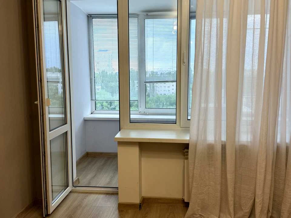 Квартира. Запорожье, Героев полка Азов бул. (Гвардейский)