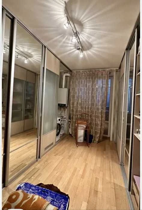For sale 4-room apartment 150m2 with autonomous heating, Lopatins residential complex