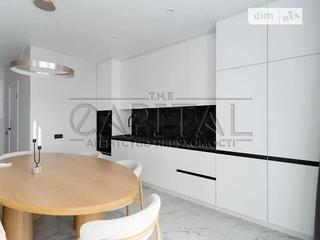 Sale of 3-room apartment 72 sq. m on Revutskoho St. 40-B • ID 347