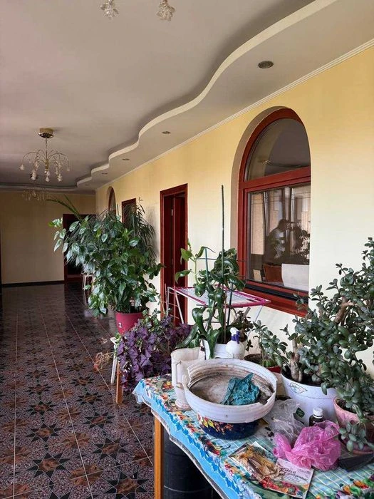 House for sale at the 10th station of Bolshoi Fontana. 8 acres! Goss