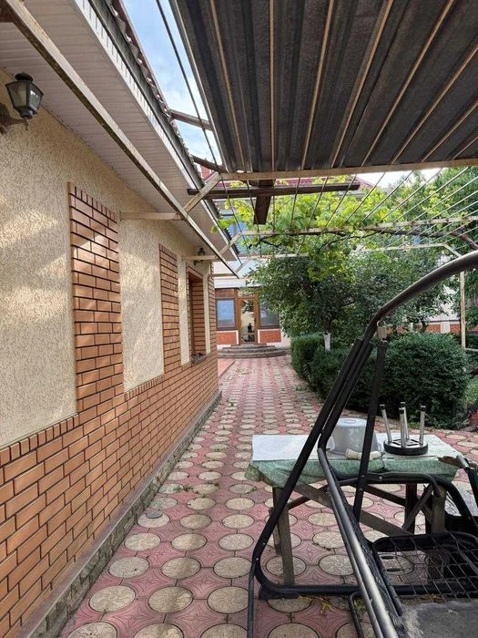 House for sale at the 10th station of Bolshoi Fontana. 8 acres! Goss