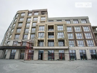 Продажа 3к квартиры 118 кв. м по ул. Набережно-Крещатицкая 2