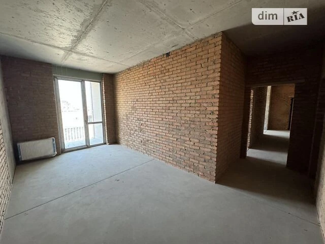 Продажа 3к квартиры 118 кв. м по ул. Набережно-Крещатицкая 2
