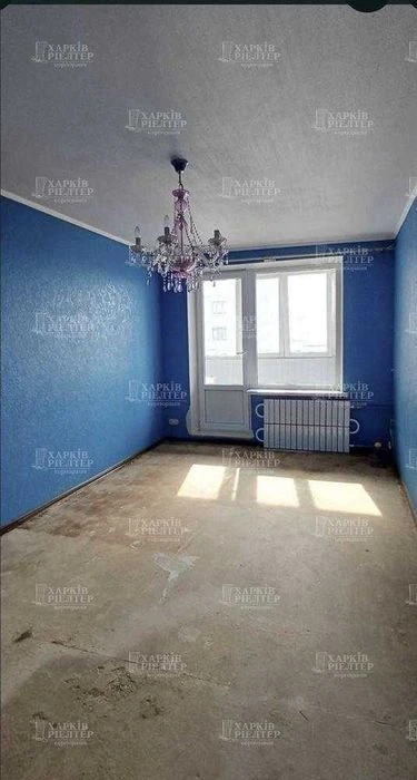 Selling a 3-room apartment at Koniy Market, Od7
