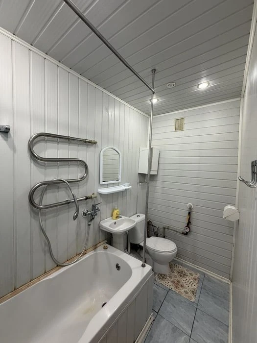 2к. квартира, Центр, 5та школа, меблі+техніка