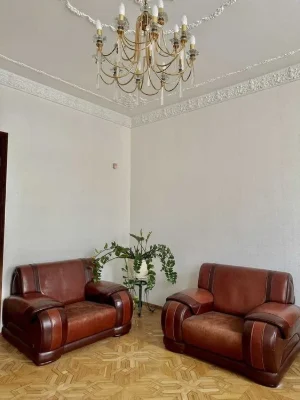 Продам 3-комнатную квартиру в центре Одессы!!