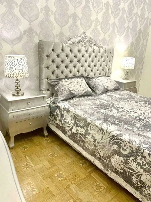Продам 3-комнатную квартиру в центре Одессы!!