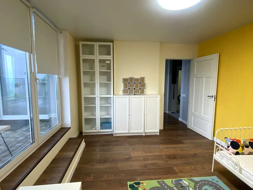 Квартира. Киев, просп. (Воссоединения), 17 к