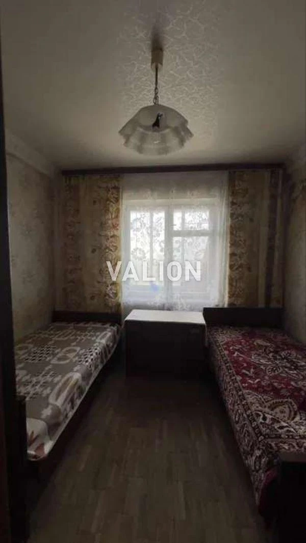 Продаж 2-к квартири вул. Дегтярівська 60в