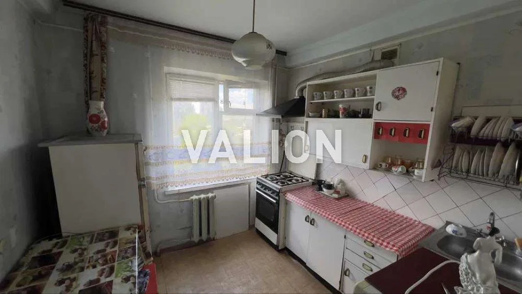 Продаж 2-к квартири вул. Дегтярівська 60в