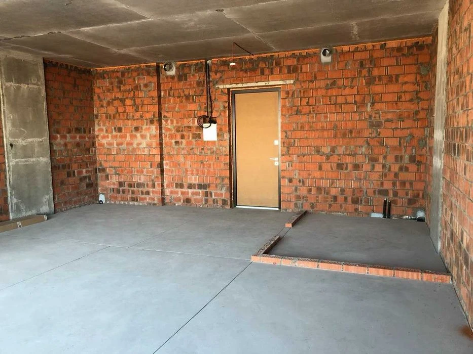 I will sell MY apartment in the center of the residential complex Mozart Mozart Korolenko St.