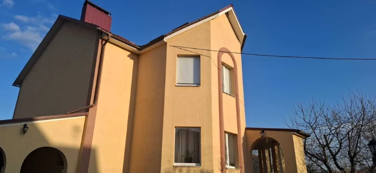 (3) Beautiful house for sale in Pyatnychany 4432