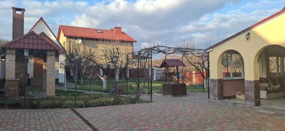 (3) Beautiful house for sale in Pyatnychany 4432