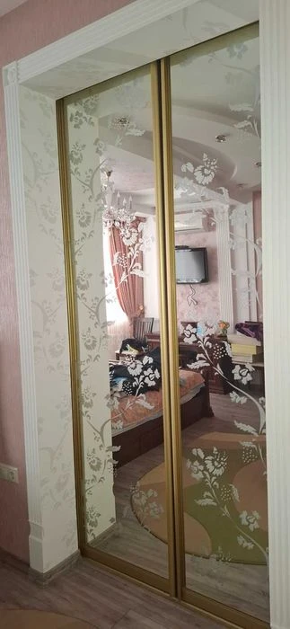 (3) Beautiful house for sale in Pyatnychany 4432