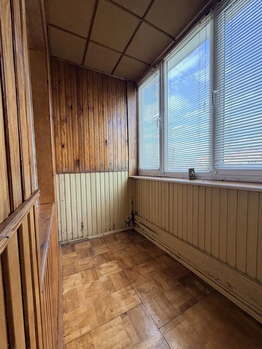 Продаж квартири Коновальця 15