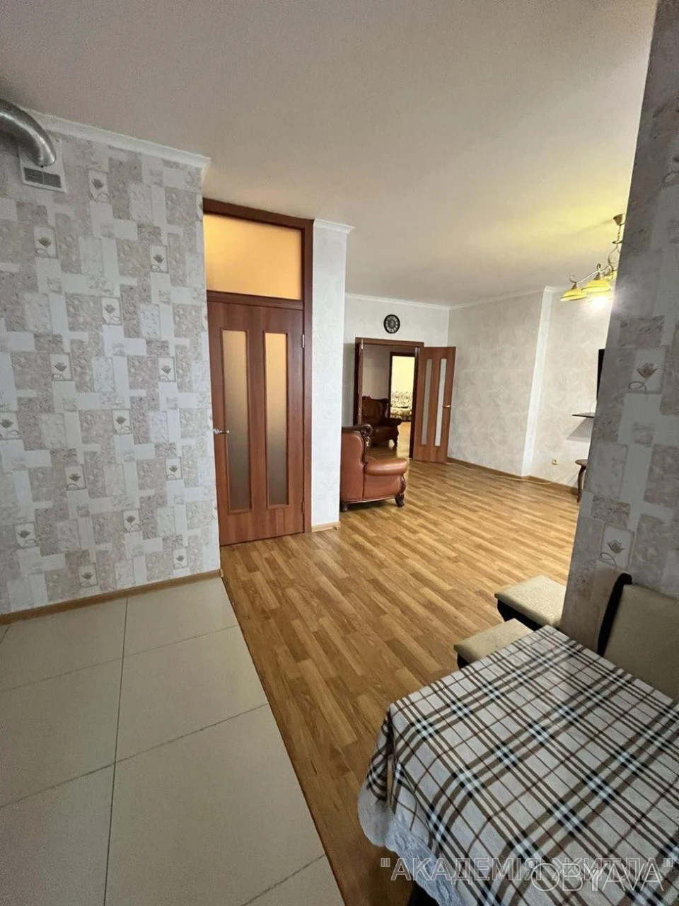 3-room apartment, 104 sq.m.