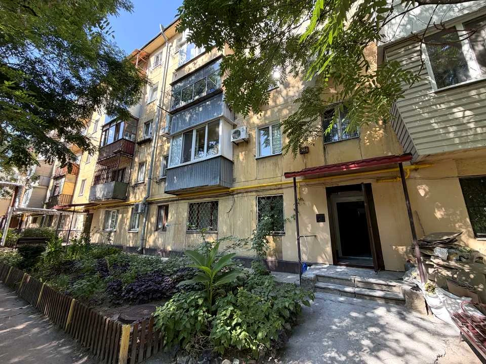 Apartment. Dnipro, Slobozhanskyi Ave. (Pravda Newspapers)
