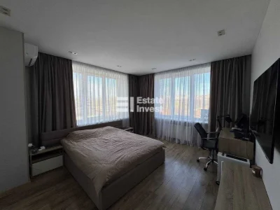 I will sell a 2-room apartment on Velyka Panasivska Street, 76G, residential complex