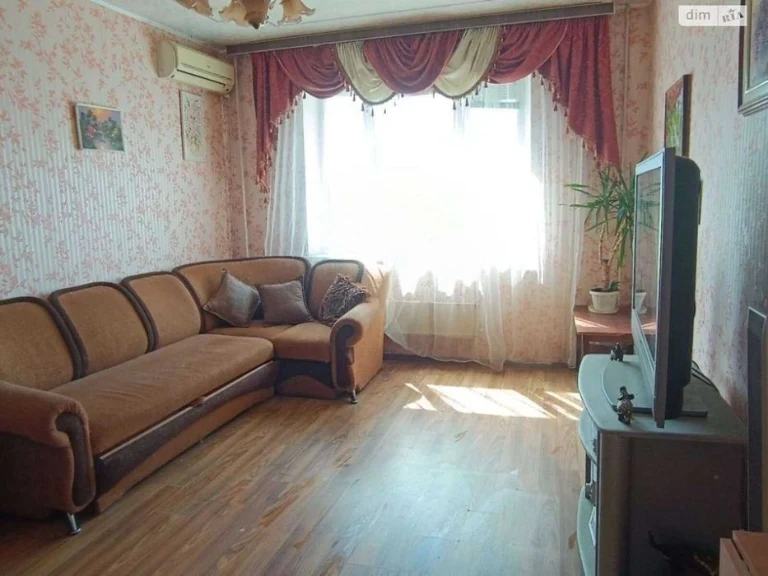 3k spacious apartment Zakrevskoho Troeshchyna Desnyanskyi