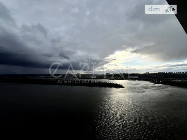 Sale of 5-room apartment 180.5 sq. m on Dniprovska embankment 15-E • ID