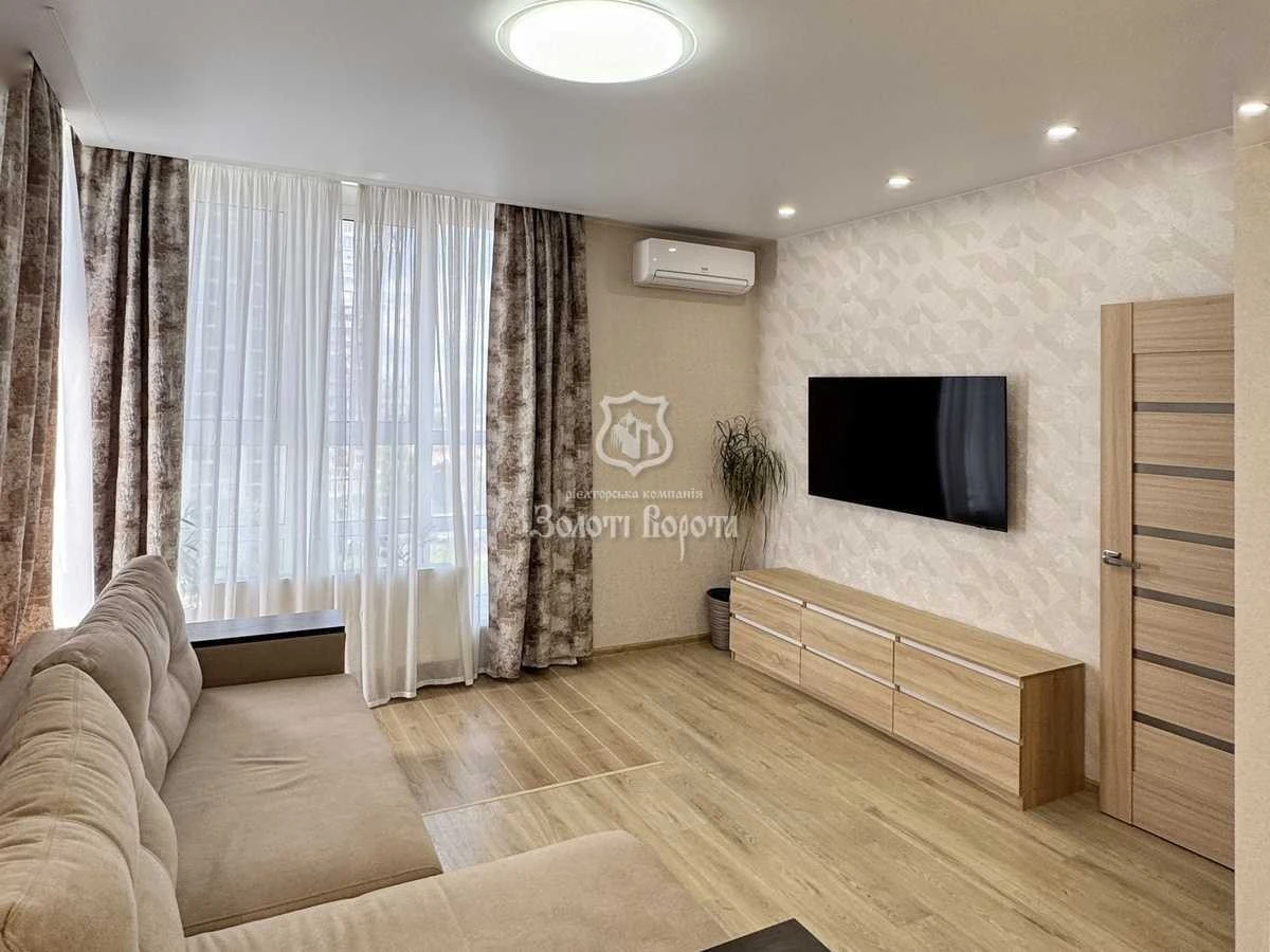 Продажа: 1-комнатная квартира 35.2 м², Харьковское шоссе, 190