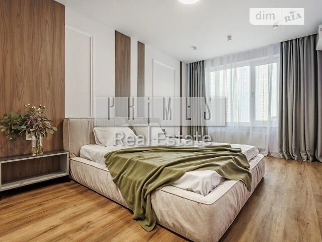 Продаж 2к квартири 108.6 кв. м на вул. Академіка Заболотного