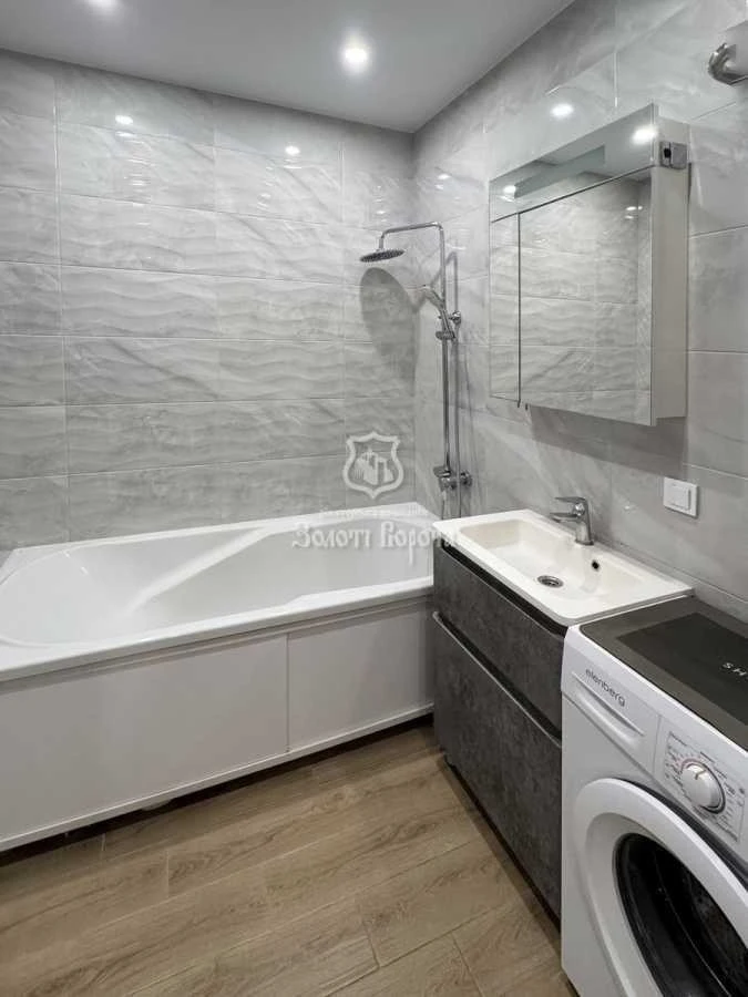 Продажа: 1-комнатная квартира 35.2 м², Харьковское шоссе, 190