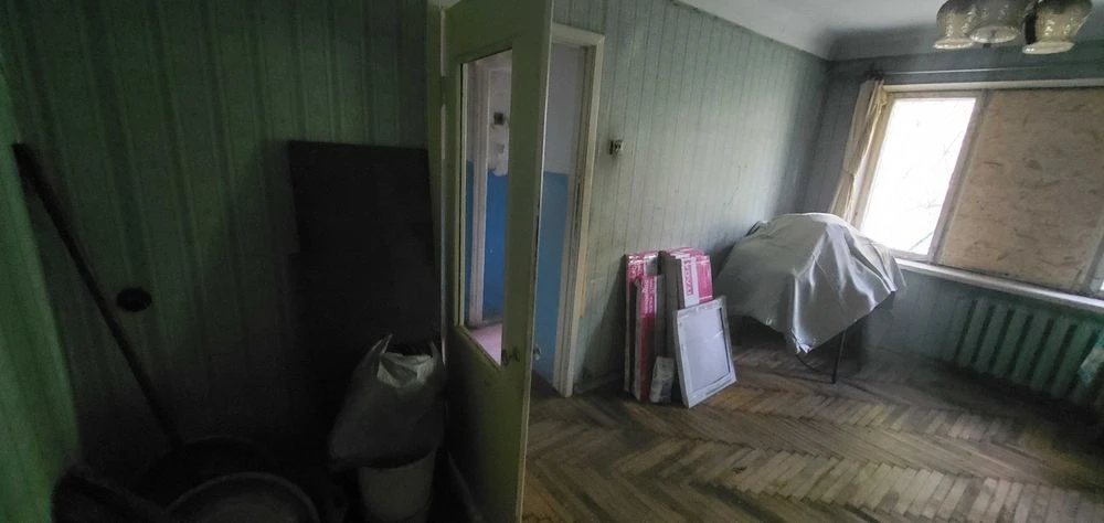 продам 1комн квартиру на Сытова, возле Варуса