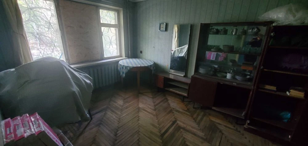 продам 1комн квартиру на Сытова, возле Варуса