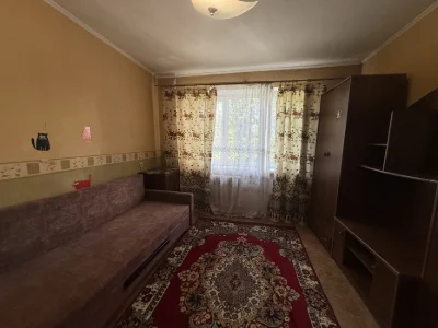 В продаже комната в коммунальной квартире на Таирова!