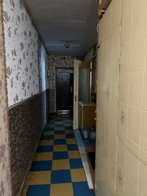 В продаже комната в коммунальной квартире на Таирова!